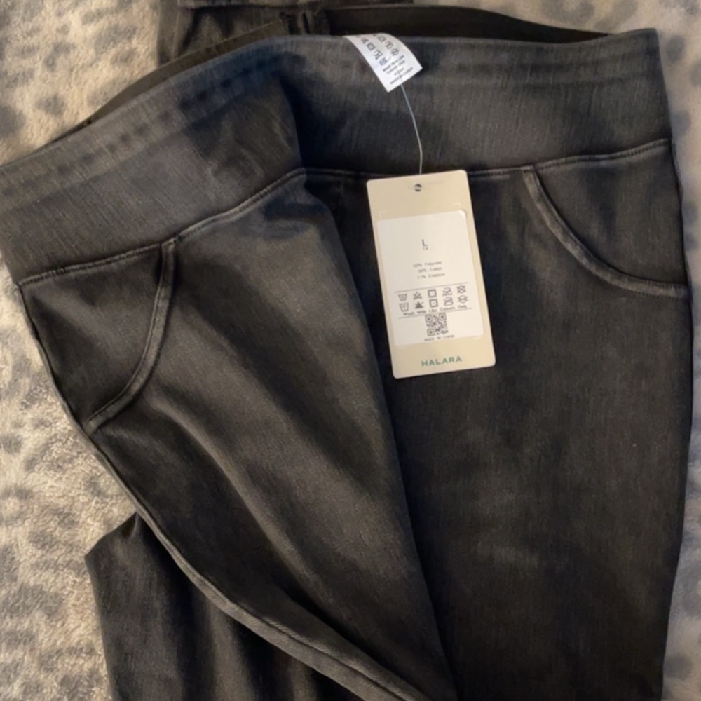 HALARA Dark Gray Women's Jeggings - Picture 2 of 3
